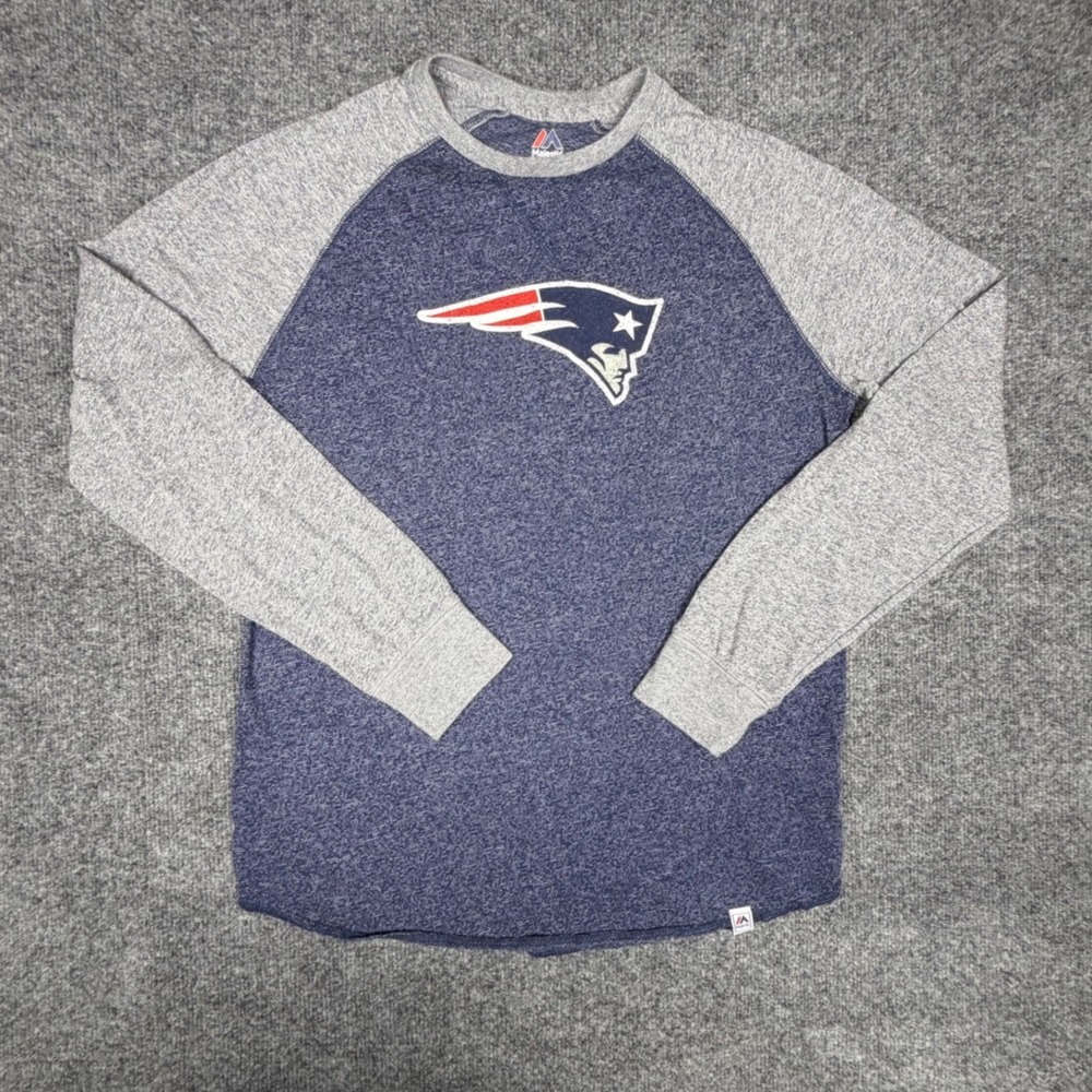 Majestic New England Patriots Mens Medium Blue Gray Raglan Long Sleeve Shirt NFL